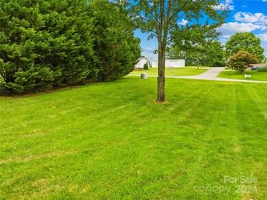 114 Trent Rd, Statesville, NC 28677 - photo 7