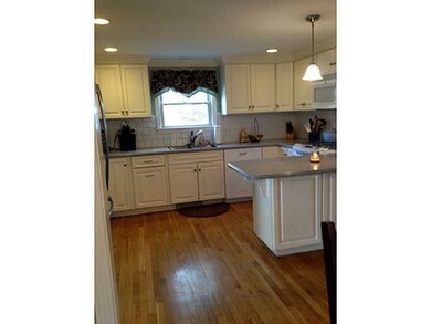 18 Winthrop St, Riverside, RI 02915 - photo 4