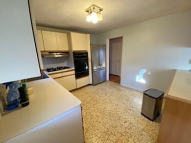 104 Harding St, West Newton, MA 02465 - photo 5