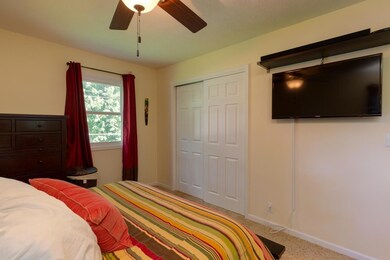 2203 W 4th St, Cedar Falls, IA 50613 - photo 5