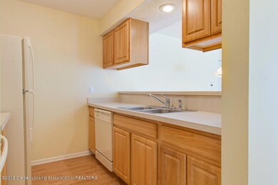 05-304 Carom Circle Mason -SMALL