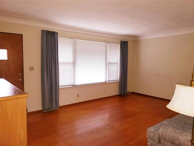 803 Valley Dr, Maryville, IL 62062 - photo 4