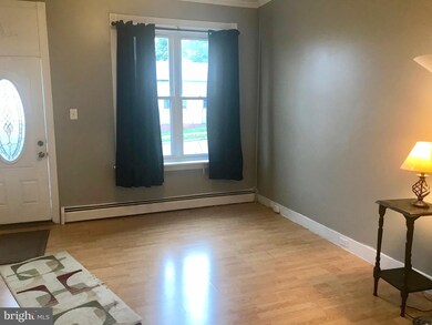 320 Windsor St, Hamburg, PA 19526 - photo 2