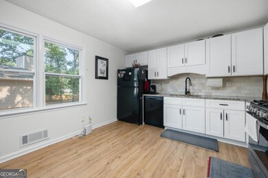 245 Amanda Ct, Stockbridge, GA 30281 - photo 5