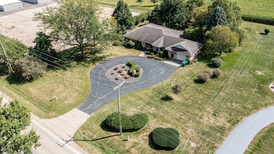 154 U S 34, Mendota, IL 61342 - photo 3