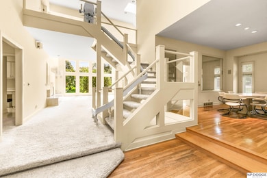 1330 N 97th Plaza, Omaha, NE 68114 - photo 4