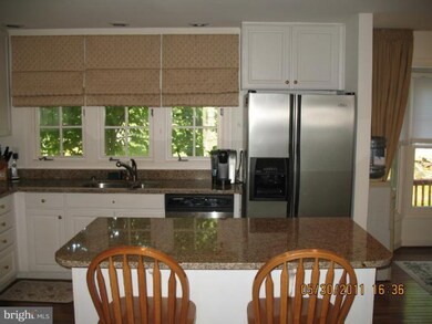 13593 Melville Ln, Chantilly, VA 20151 - photo 6