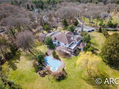 66 Wolver Hollow Rd, Glen Head, NY 11545 - photo 4