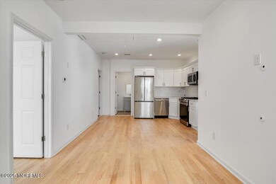 23 Carlton St S, Edison, NJ 08837 - photo 5