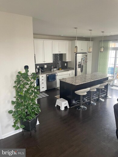 43021 Greggsville Chapel Terrace unit 105, Dulles, VA 20148 - photo 2