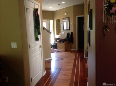 1202 Goldfinch Ave SW, Orting, WA 98360 - photo 3