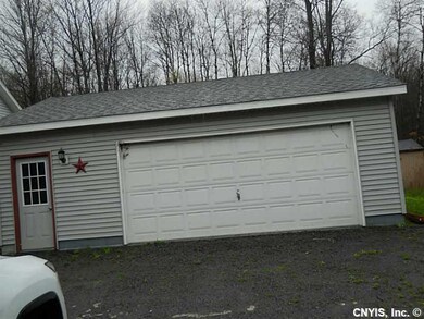 Garage.