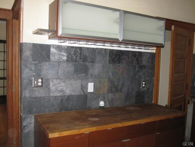 119 S Madison St, Allentown, PA 18102 - photo 7