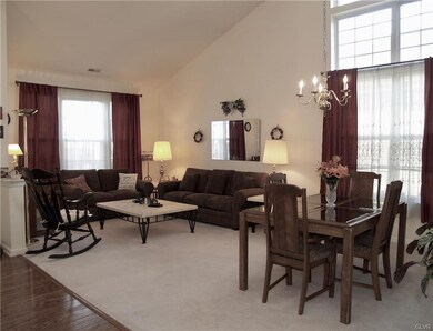 1940 Alexander Dr unit I32, Macungie, PA 18062 - photo 2