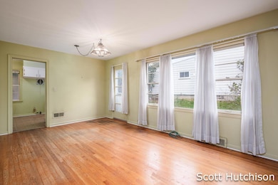 1842 Diamond Ave NE, Grand Rapids, MI 49505 - photo 6