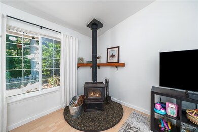 21640 N Clear Lake Blvd SE, Yelm, WA 98597 - photo 7