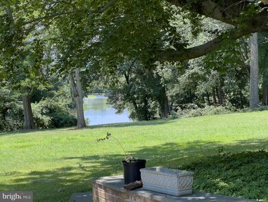 932 Valley Forge Rd, Phoenixville, PA 19460 - photo 5