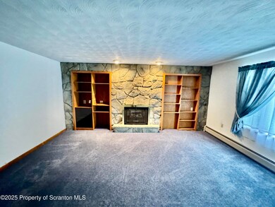 207 S Rear S Irving Ave, Scranton, PA 18505 - photo 4