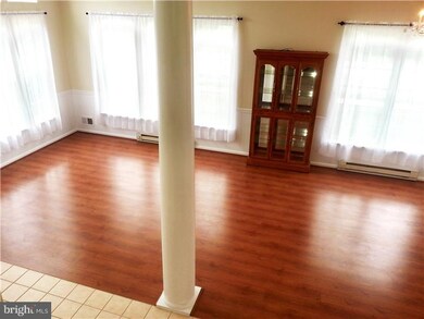 1 Burholme Dr, Trenton, NJ 08691 - photo 5