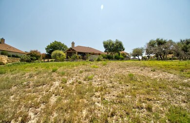 2006 Valencia Dr N unit 83, Kerrville, TX 78028 - photo 6