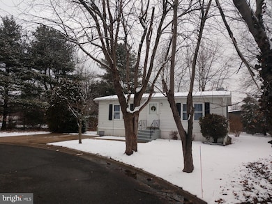 7 Owl Ct, Mount Laurel, NJ 08054 - photo 2