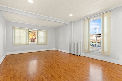 34 Charles St, Framingham, MA 01702 - photo 4