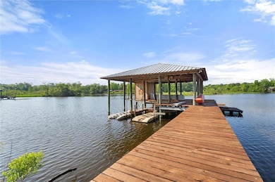 2637 Robin Hood Dr, Mobile, AL 36605 - photo 2