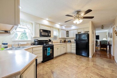 9 Tasker St, Saco, ME 04072 - photo 3