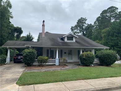 827 Dixon Ave, Asheboro, NC 27203 - photo 2