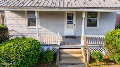 820 E 2nd St, Nescopeck, PA 18635 - photo 5