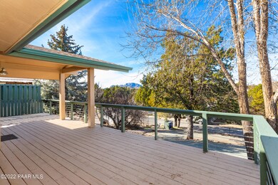 002_Front Entry Deck