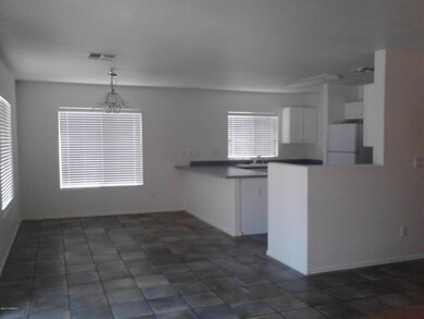 Esmeralda-Dining Rm & Kitchen