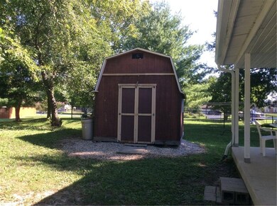 1059 Overlook Cir, Franklin, IN 46131 - photo 5