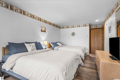 6519 Schuss Mountain Ln unit 512, Mancelona, MI 49659 - photo 7