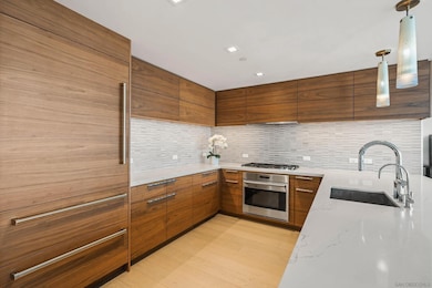 Pacific Gate unit 2206, San Diego, CA 92101 - photo 7