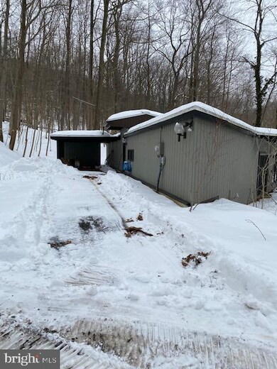 7601 Powder Valley Rd, Zionsville, PA 18092 - photo 3