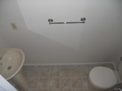 3557 Durham Dr, Macungie, PA 18062 - photo 4