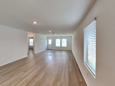 18819 Charter Elm Dr, Hockley, TX 77447 - photo 4