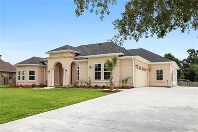 4261 Bayou Oaks Cir, Marrero, LA 70072 - photo 3