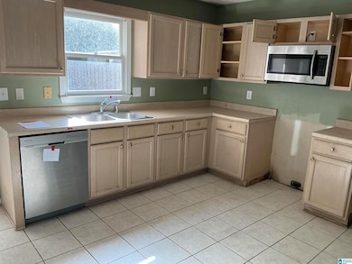 5115 Falling Creek Ln, Birmingham, AL 35235 - photo 3