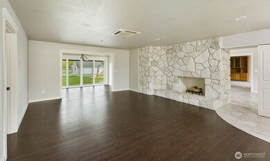 15029 106th St E, Puyallup, WA 98374 - photo 4