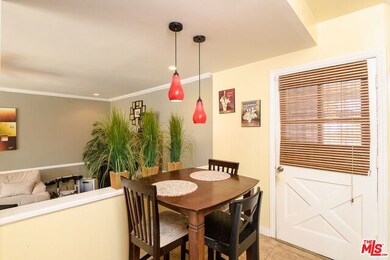 19641 Lanark St, Reseda, CA 91335 - photo 5