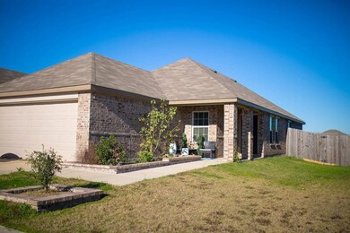 1200 Starling Ln, Ennis, TX 75119 - photo 2