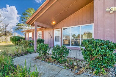 617 Missenburg Ct, Fayetteville, NC 28314 - photo 4