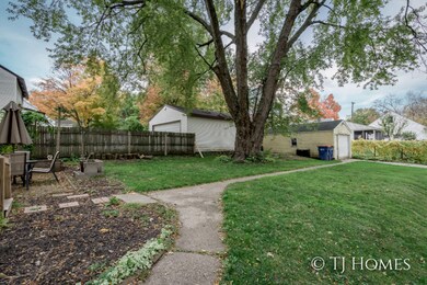 1259 Lewison Ave NE, Grand Rapids, MI 49505 - photo 2