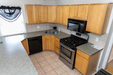 1420 E Maxlow Ave, Hazel Park, MI 48030 - photo 6