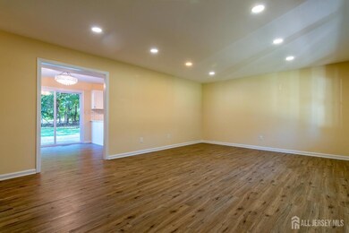 199 Berger St, Somerset, NJ 08873 - photo 5