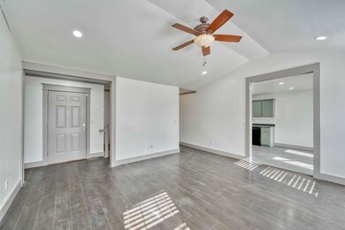 1110 W Verna Ln, Nixa, MO 65714 - photo 3