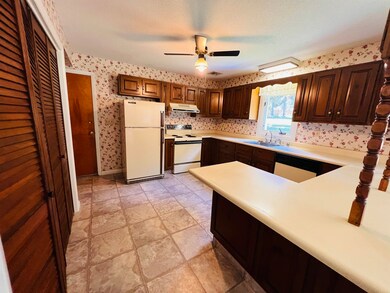 10 Hillwinds N, Brattleboro, VT 05301 - photo 4