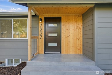 7227 S 120th St, Seattle, WA 98178 - photo 5